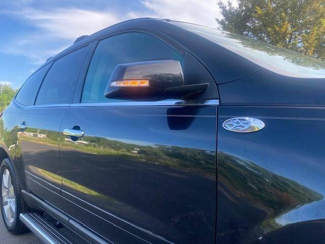 2011 Chevrolet Traverse LT