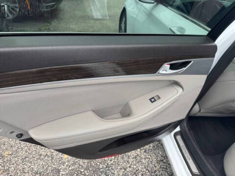 2015 Hyundai Genesis 3.8L