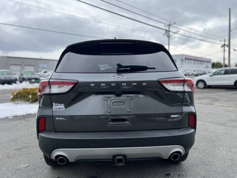 2020 Ford Escape SEL