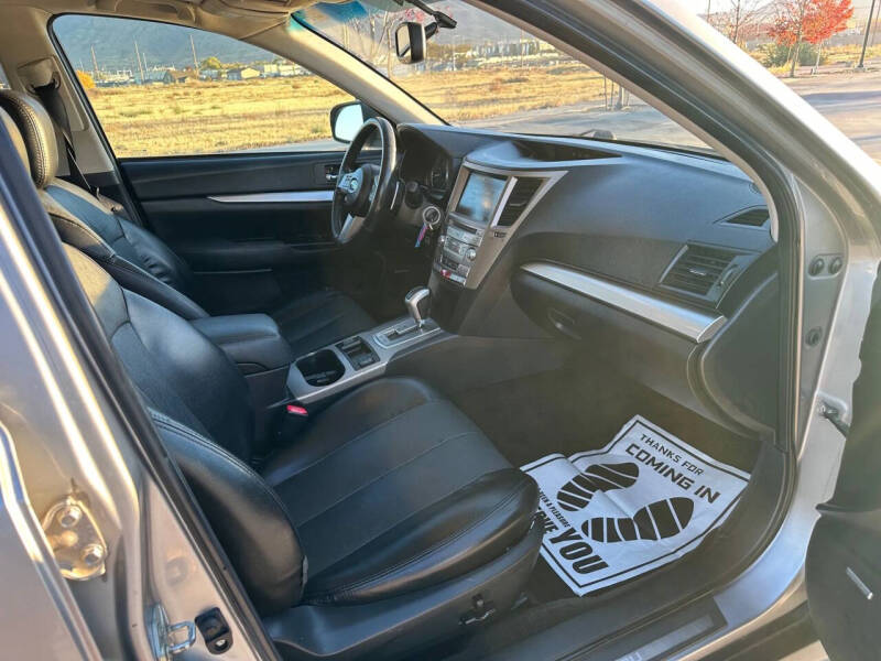 2011 Subaru Outback 2.5i Limited