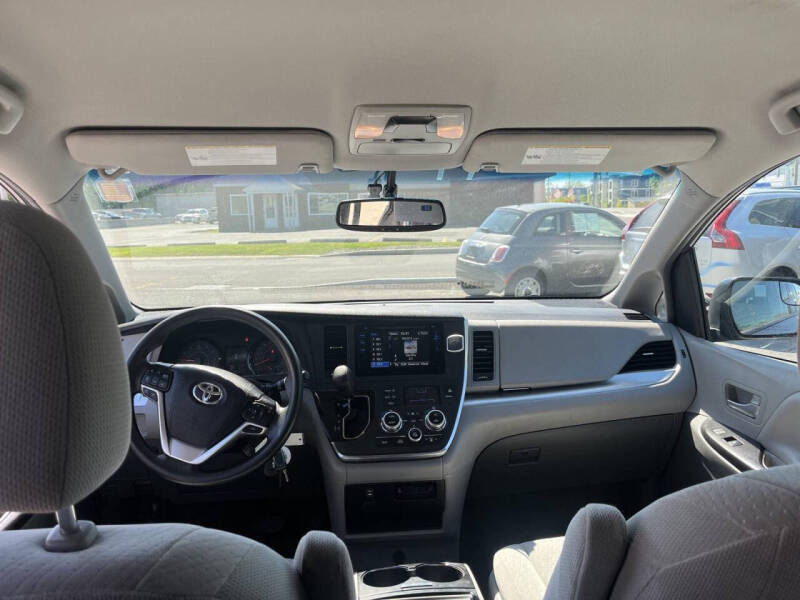 2017 Toyota Sienna