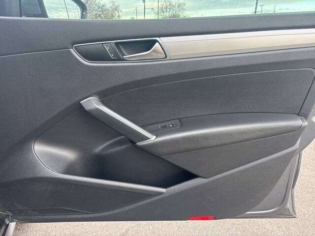 2017 Volkswagen Passat 1.8T S