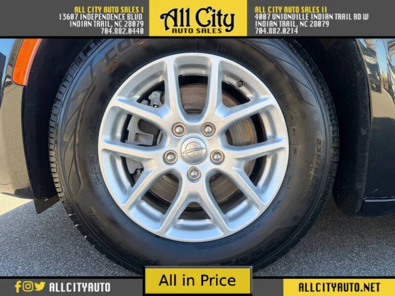 2020 Chrysler Voyager LXi