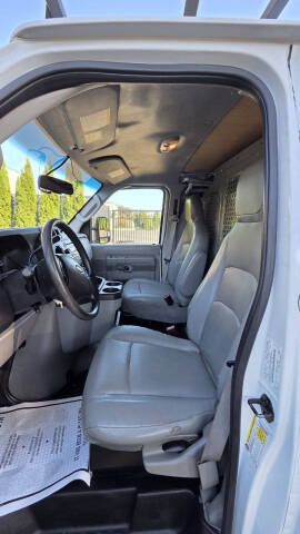 2014 Ford E-Series E-250
