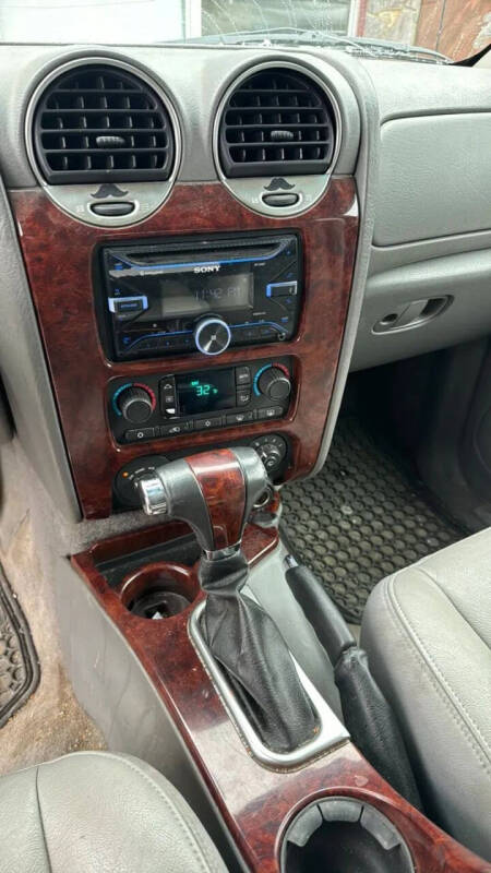 2005 GMC Envoy XUV