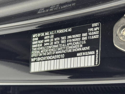 2022 Porsche Cayenne Turbo S E-Hybrid Coupe