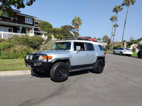 2007 Toyota FJ Cruiser for sale at DNZ Automotive Sales & Service in Costa Mesa CA