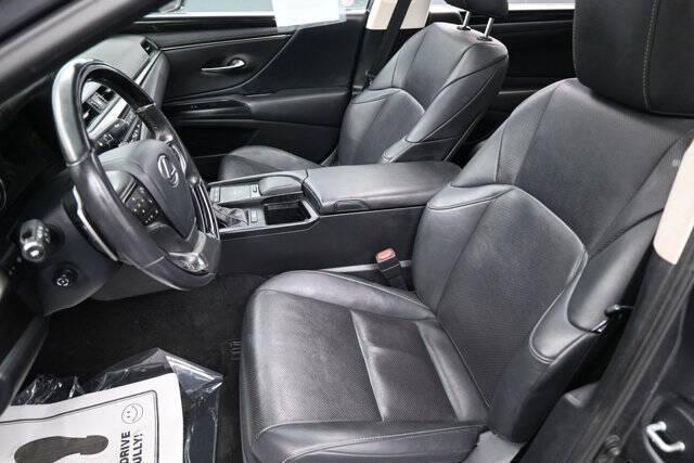 2019 Lexus ES 350