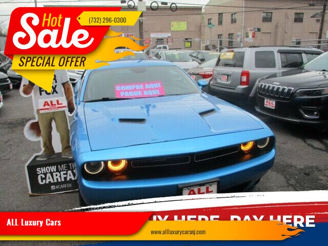 2015 Dodge Challenger SXT Plus