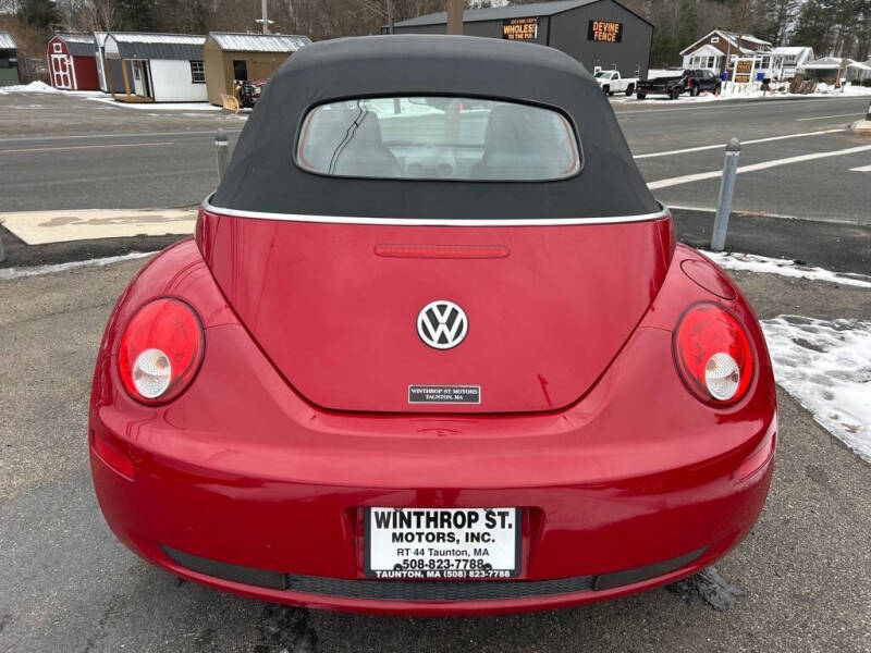 2009 Volkswagen New Beetle Convertible Base PZEV