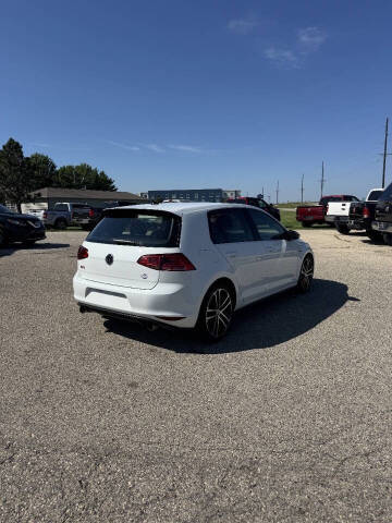2017 Volkswagen Golf GTI SE