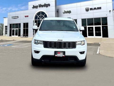 2020 Jeep Grand Cherokee Laredo E