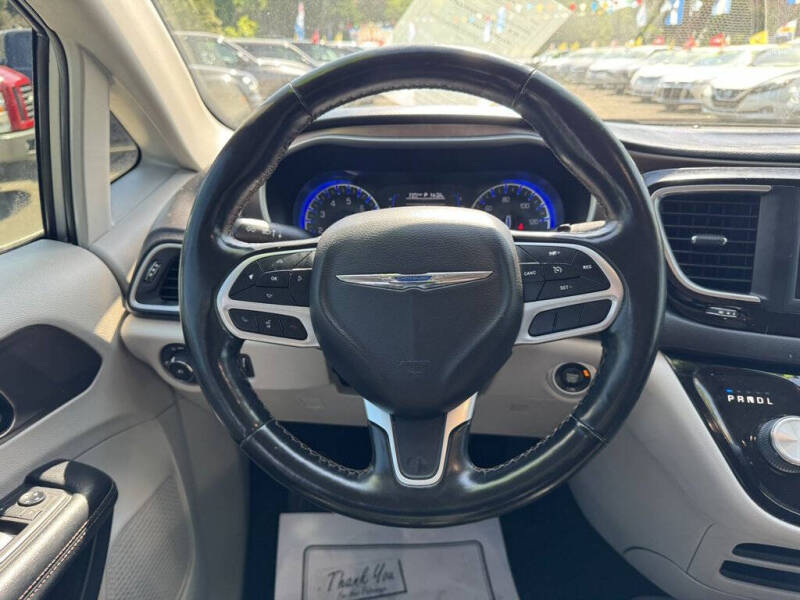 2019 Chrysler Pacifica Touring L