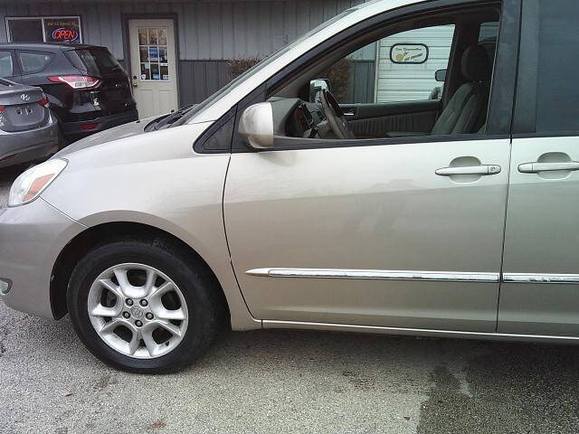 2004 Toyota Sienna XLE Limited 7 Passenger