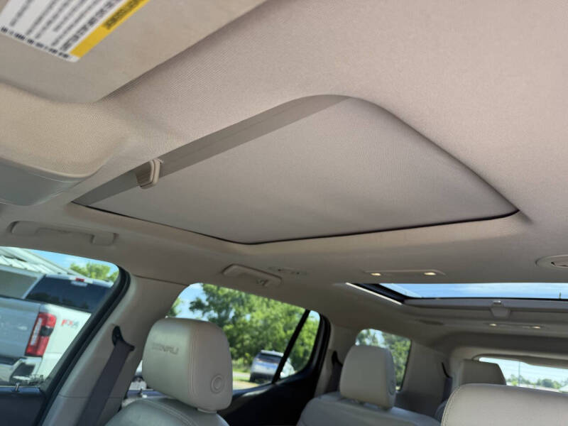 2017 GMC Acadia Denali