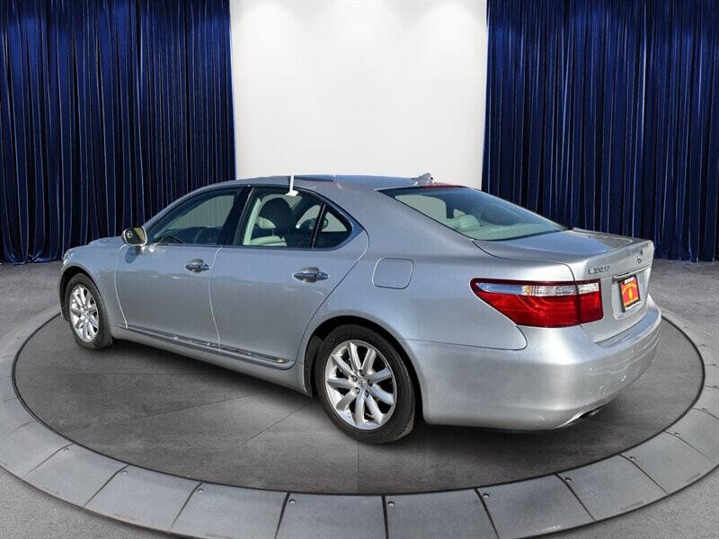 2007 Lexus LS 460