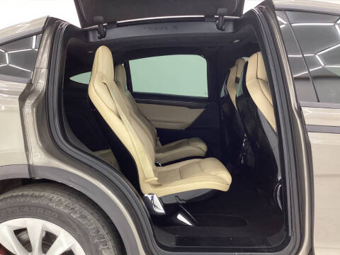 2016 Tesla Model X P90D