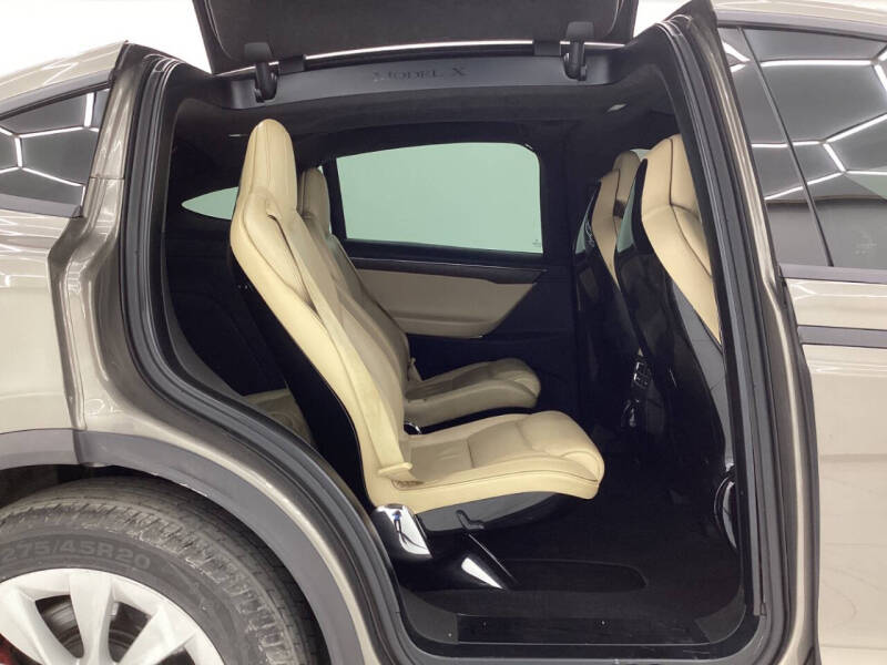 2016 Tesla Model X P90D