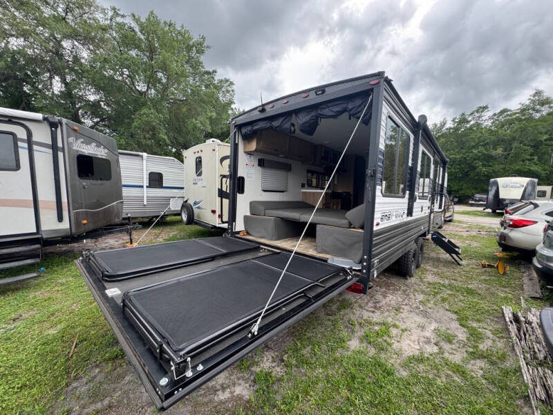 2024 Forest River GREY WOLF