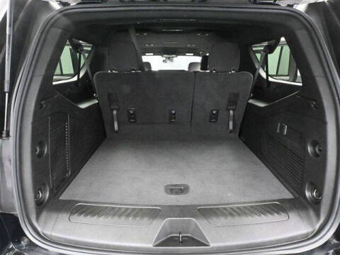 2024 GMC Yukon XL SLE