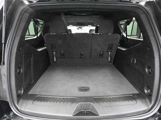 2024 GMC Yukon XL SLE