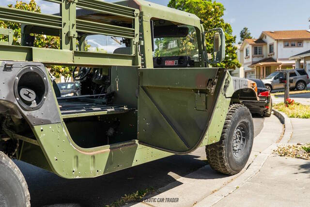 2008 AM General Hummer