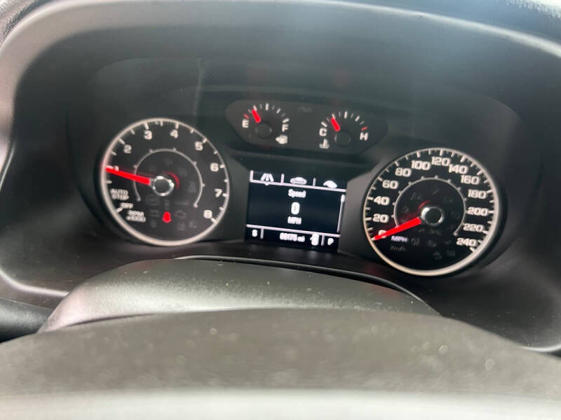 2017 GMC Acadia SLE-2