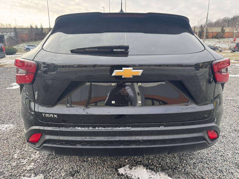 2024 Chevrolet Trax LS