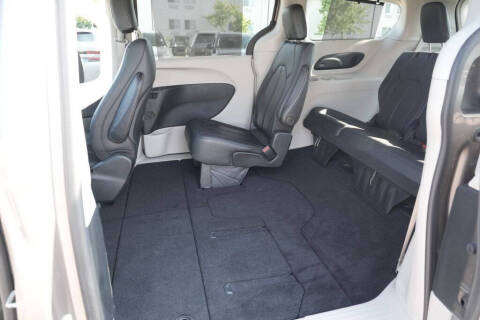 2018 Chrysler Pacifica Touring L