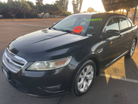 2011 Ford Taurus SEL