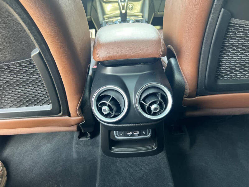 2024 Alfa Romeo Stelvio Ti