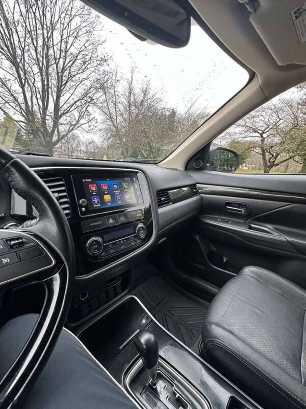 2017 Mitsubishi Outlander SEL