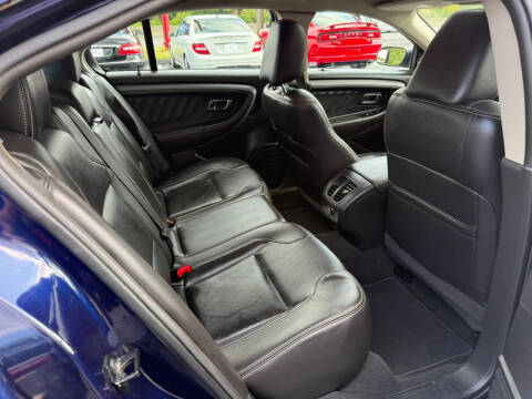 2011 Ford Taurus SEL