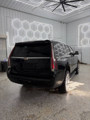 2019 Cadillac Escalade Luxury