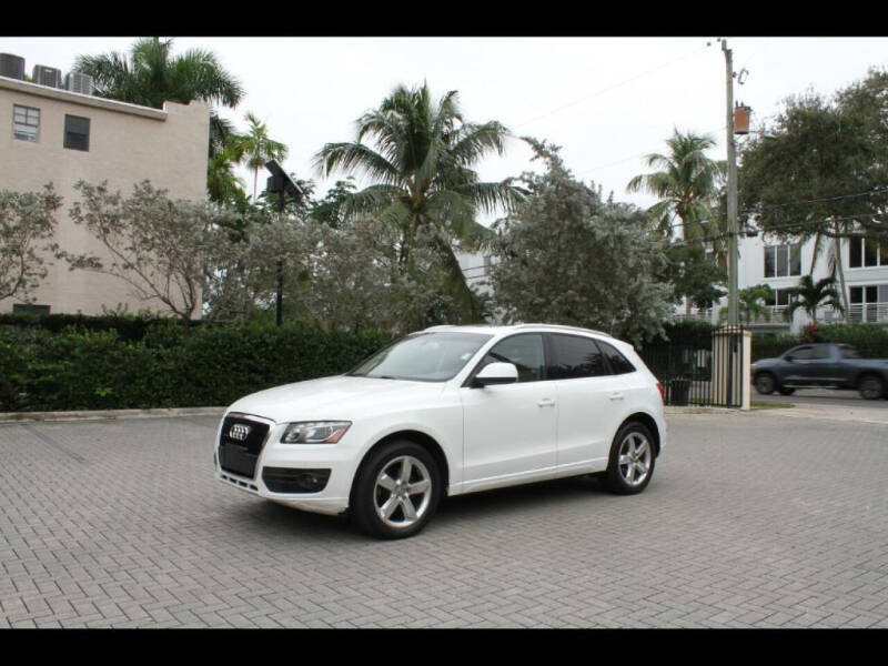 2010 Audi Q5 Premium's photo