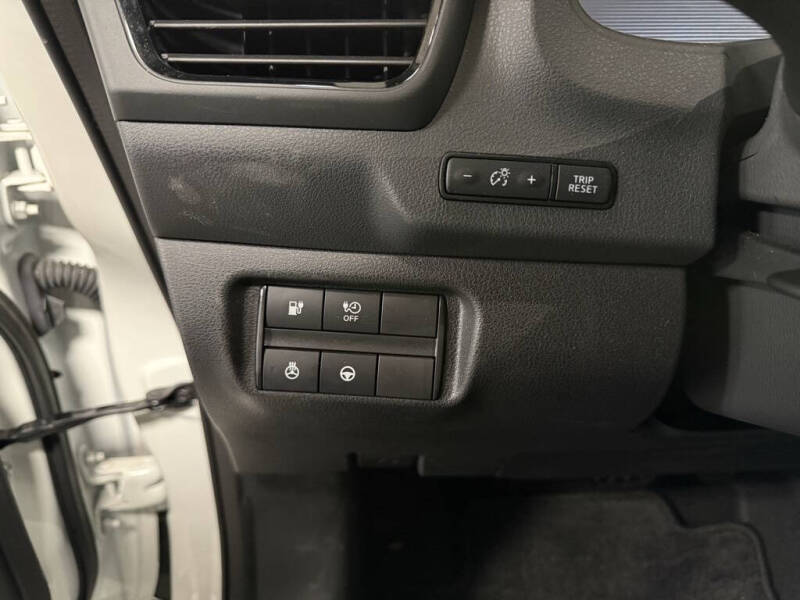 2024 Nissan LEAF SV PLUS