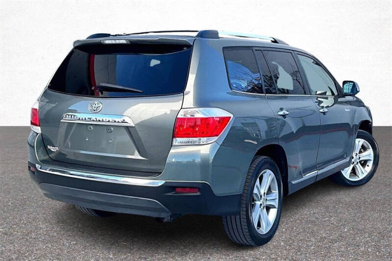 2011 Toyota Highlander Limited