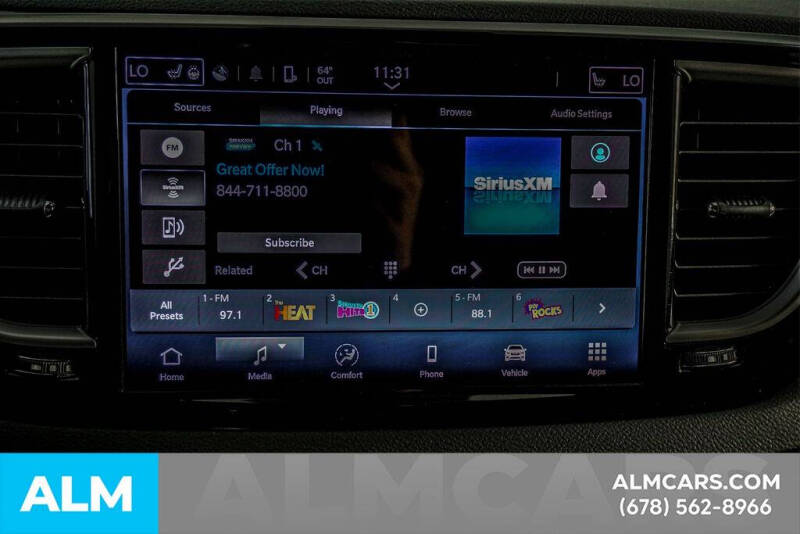 2024 Chrysler Pacifica Touring L