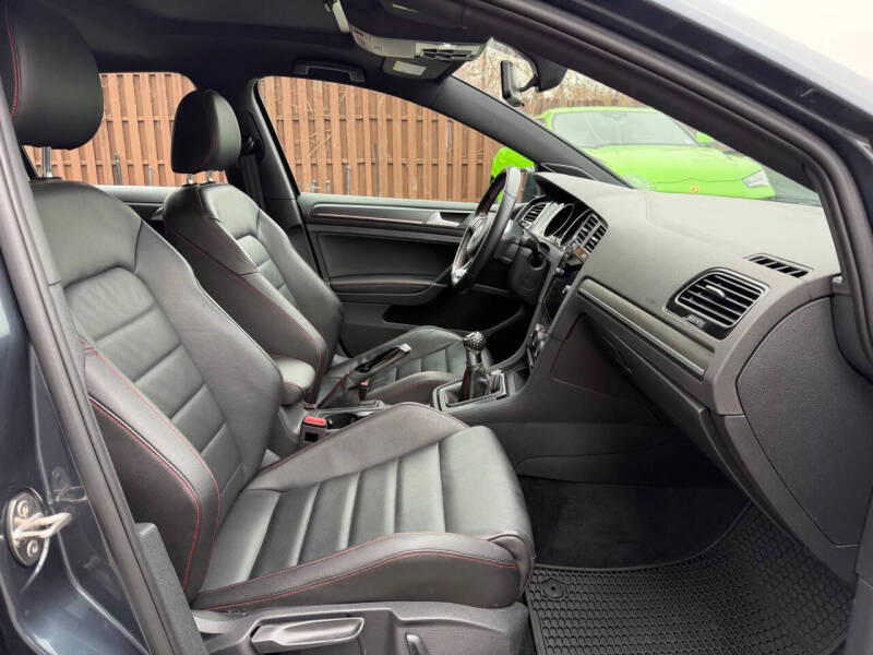 2019 Volkswagen Golf GTI