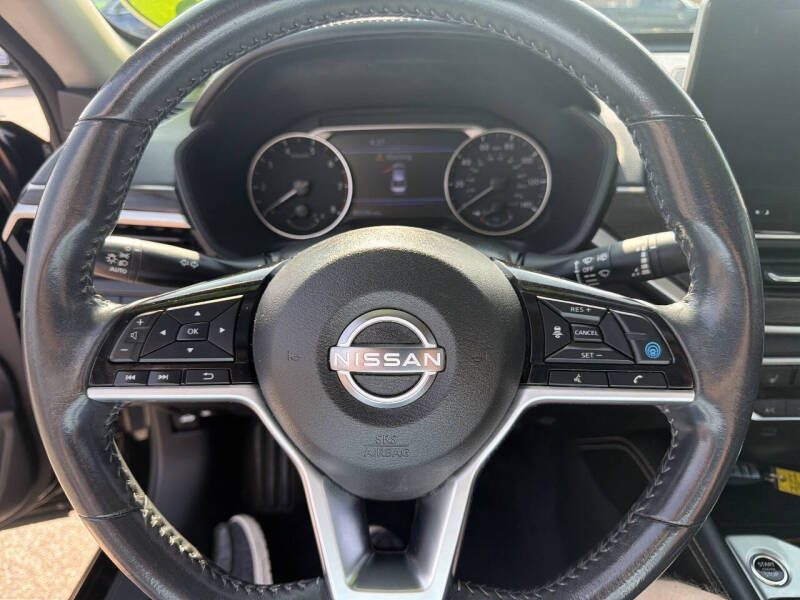 2023 Nissan Altima 2.5 SV