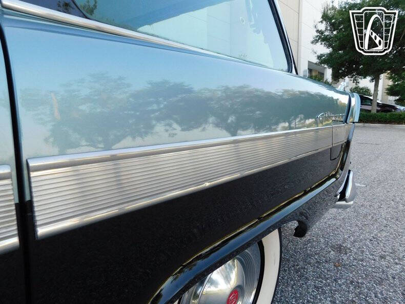 1957 Packard Clipper