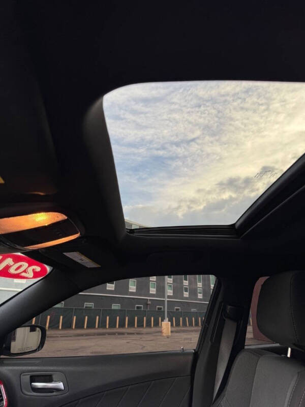 2015 Dodge Charger SXT