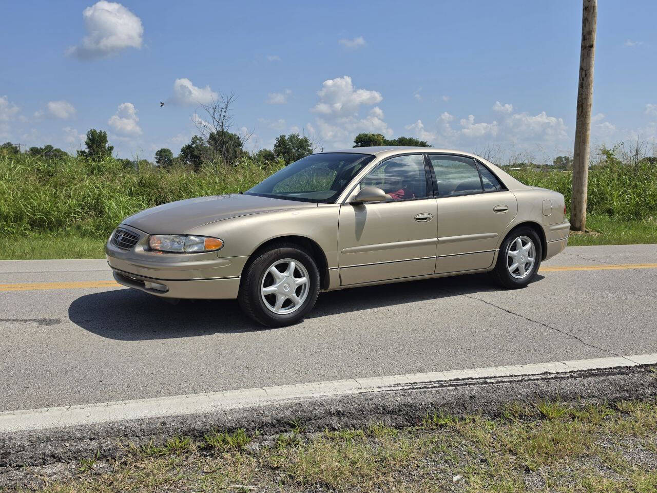 Champagne 2004 Buick Regal LS LS 4dr Sedan 2