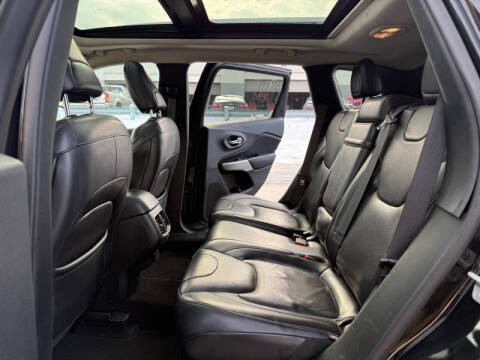 2018 Jeep Cherokee Overland