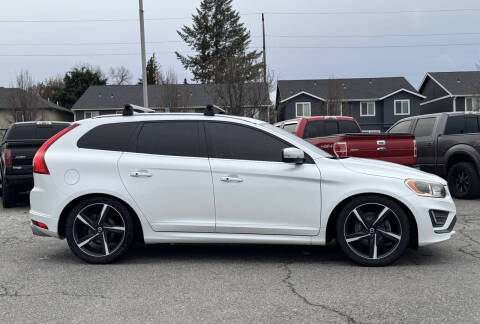 2016 Volvo XC60 T6 Drive-E R-Design Platinum