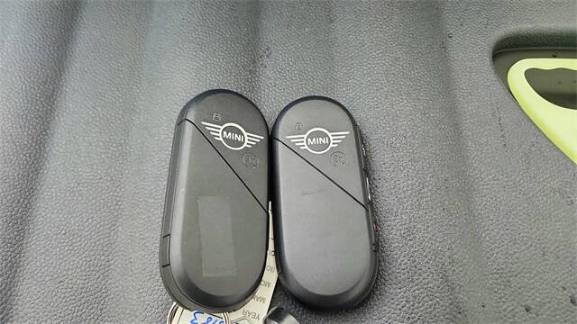2025 MINI Convertible
