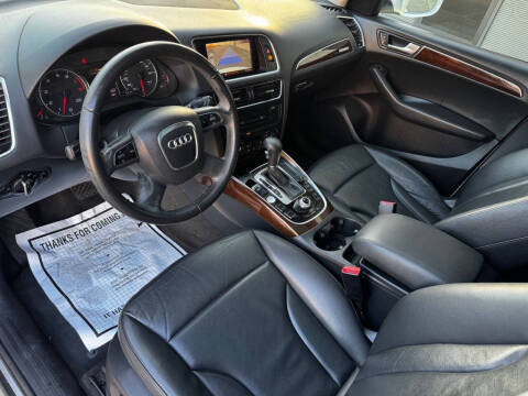 2012 Audi Q5 3.2 quattro Premium Plus