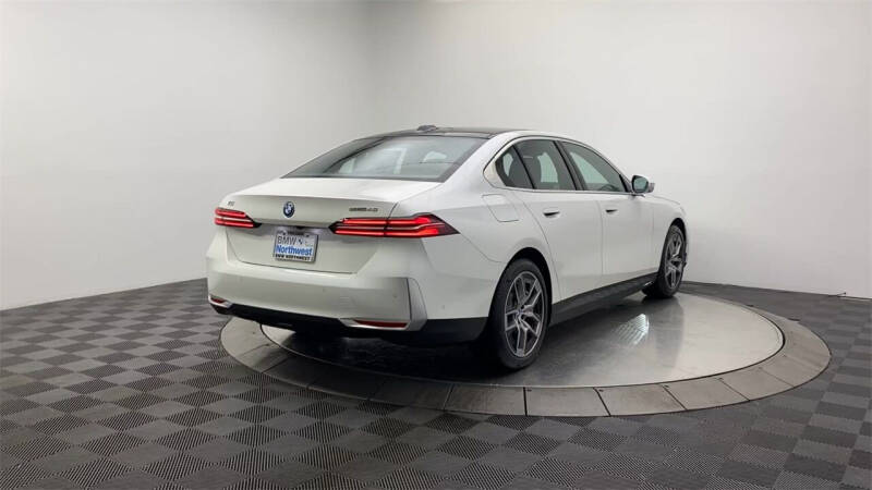 2024 BMW i5 eDrive40