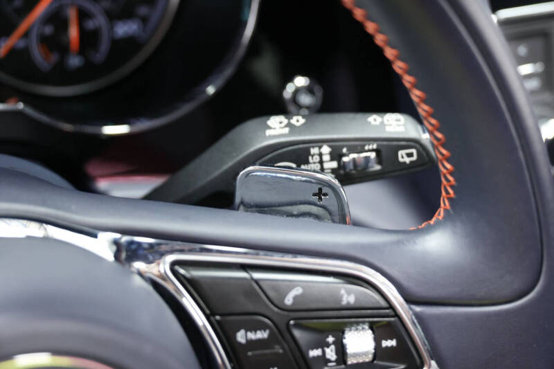 2019 Bentley Bentayga V8