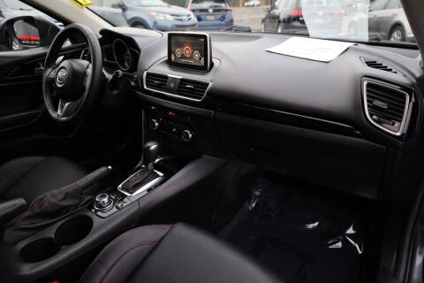 2016 Mazda MAZDA3 i Grand Touring